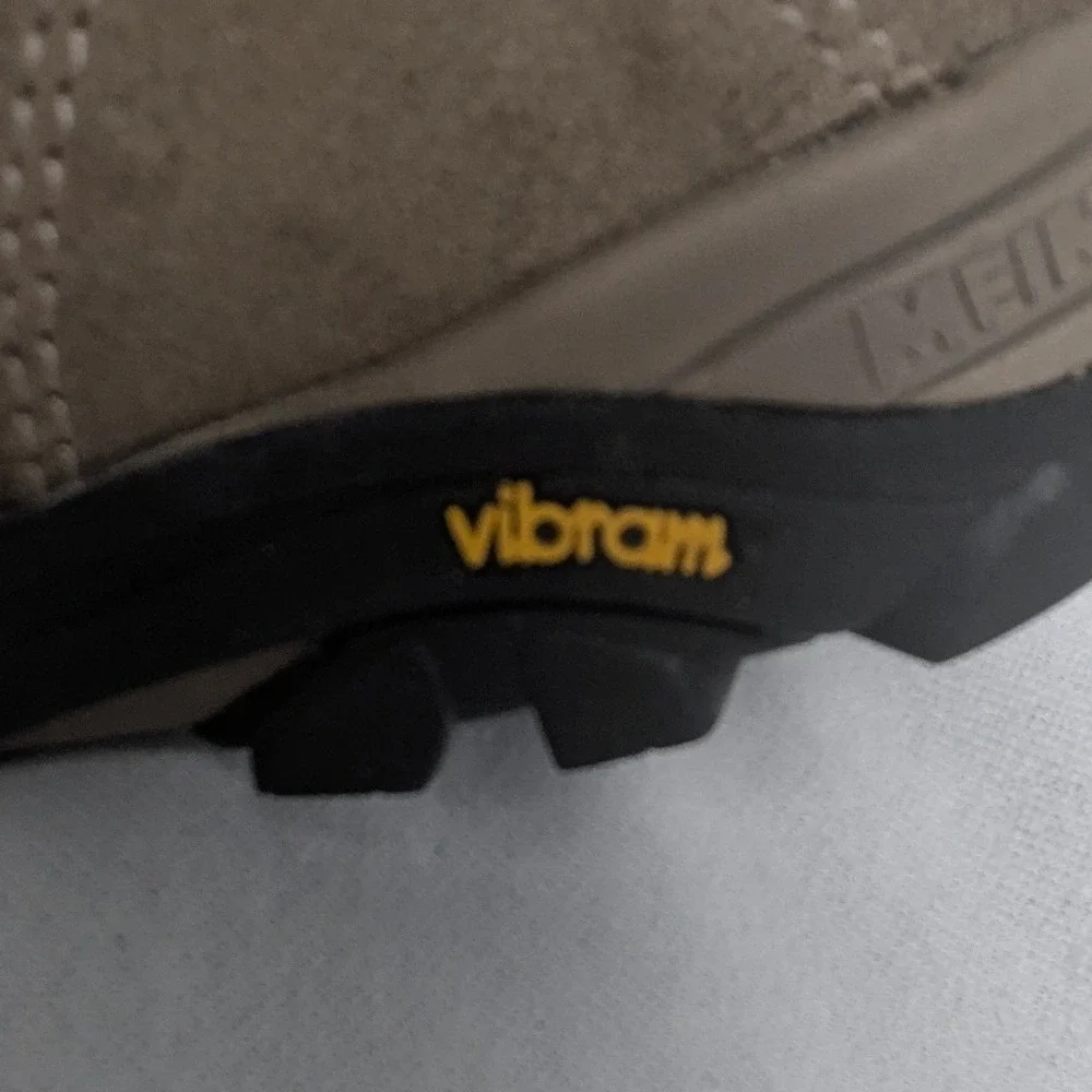 Womens Cabelas by Meindl GoreTex Thinsulate Vibram Hunting Boots Brown 8.5 Gorp